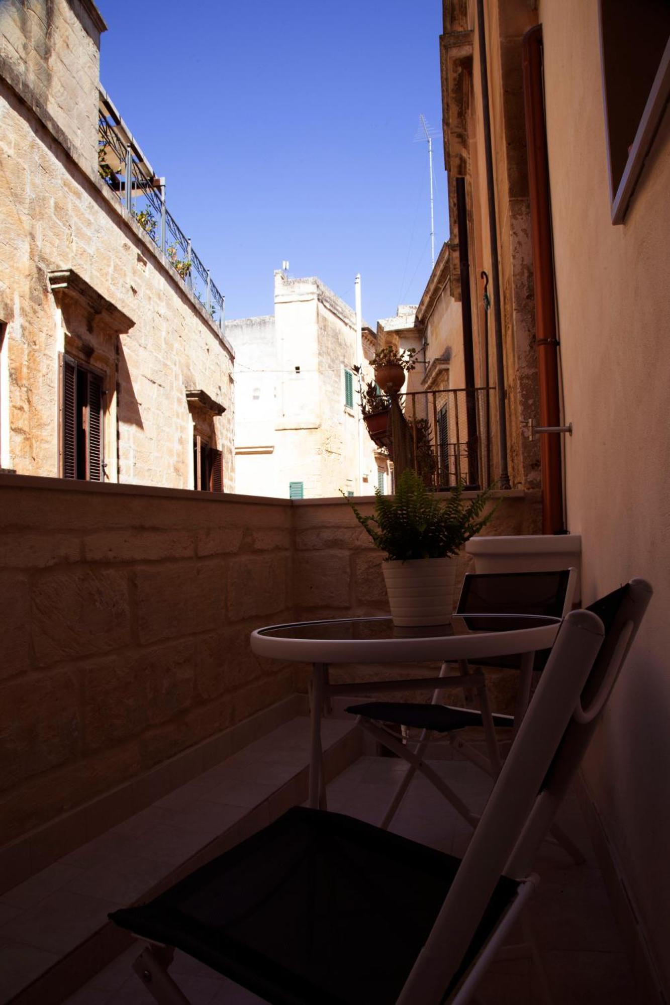 Appartamento Casa Sole Lecce Esterno foto